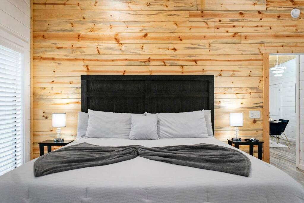 Diamond Cabin W/ Jet Shower & Secluded Back Deck! ブロークン・ボウ エクステリア 写真