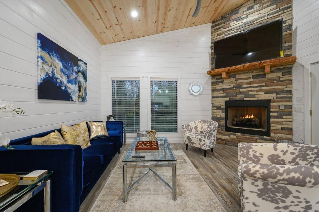 Diamond Cabin W/ Jet Shower & Secluded Back Deck! ブロークン・ボウ エクステリア 写真