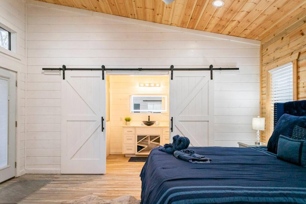 Diamond Cabin W/ Jet Shower & Secluded Back Deck! ブロークン・ボウ エクステリア 写真