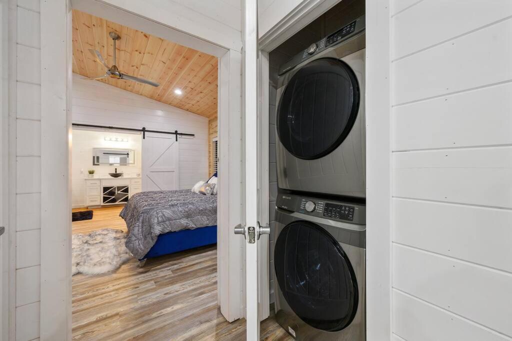 Diamond Cabin W/ Jet Shower & Secluded Back Deck! ブロークン・ボウ エクステリア 写真