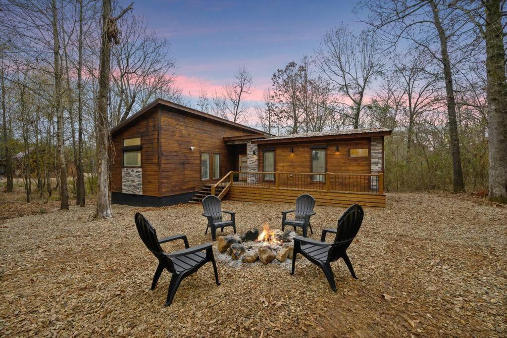 Diamond Cabin W/ Jet Shower & Secluded Back Deck! ブロークン・ボウ エクステリア 写真